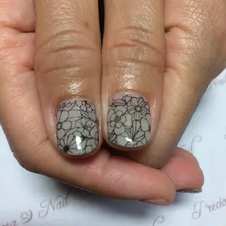 ネイル 久場 晴美のネイルデザイン