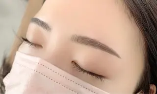 アイブロウ 市川 優菜のマツエク・マツパデザイン