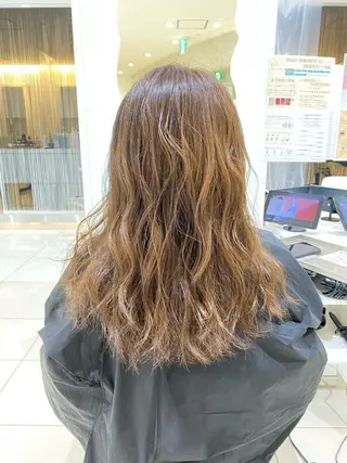 ロング カラー スパイラル波巻き パーマ井本汰壱のヘアスタイル