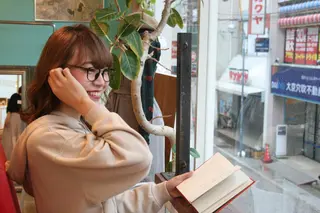 カラー ミディアム 野田 茉希のヘアスタイル
