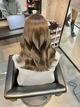 ミディアム カラー 👑髪質改善カラー 中垣斗希のヘアスタイル
