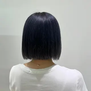 ショート カラー 💜にしむら みく💜のヘアスタイル