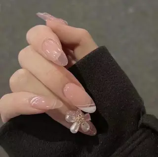 ネイル I-nailロング /ワンホン/キラキラのネイルデザイン