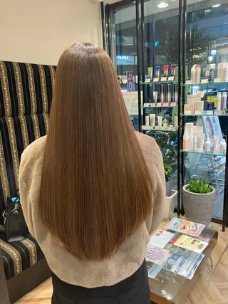 セミロング カラー 伊藤 裕太郎のヘアスタイル