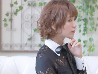 ショート カラー 柳澤 興輝のヘアスタイル