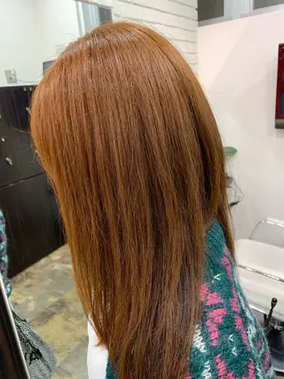 セミロング カラー maimi .のヘアスタイル
