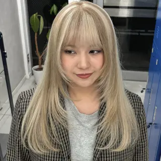 ロング カラー 【梅田】ハッシュ /デザインカラーのヘアスタイル