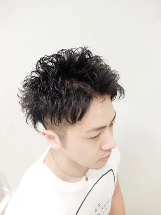 メンズ 三宮/髪質改善/可以 說中文/縮毛矯正/のヘアスタイル