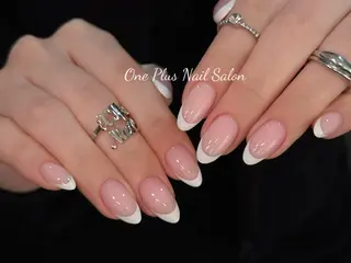 ネイル One Plus Nail Salonのネイルデザイン