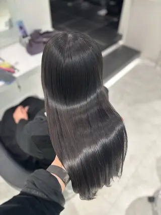 ロング カラー 流行りの透明感カラー ×縮毛矯正🤍ユウのヘアスタイル