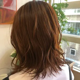 ミディアム 鶴﨑 美優亜のヘアスタイル