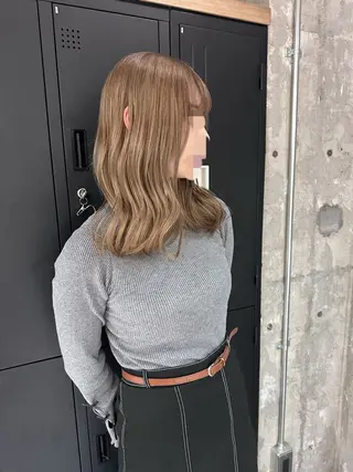 セミロング カラー ♡ハイライトカラー shinri♡のヘアスタイル