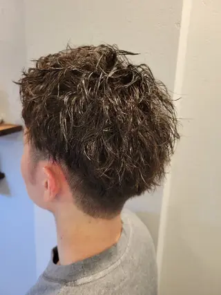 パーマ メンズ 大前 真のヘアスタイル