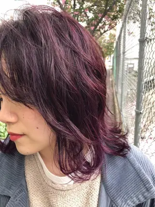 ミディアム カラー 坂井 水菜美のヘアスタイル