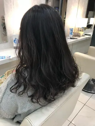 ロング カラー パーマ 神田 澪史のヘアスタイル