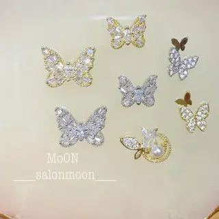 ネイル MoON...❤︎ MeGuのネイルデザイン