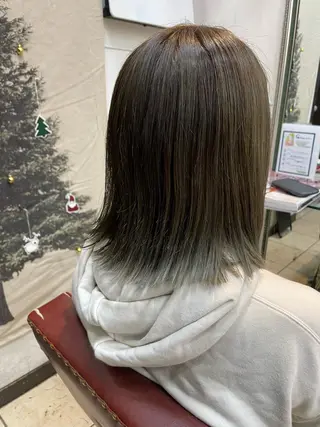 カラー 🌼褒められヘア🌼 💐伊藤璃亜💐のヘアスタイル