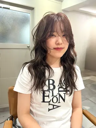 ロング 似合わせレイヤー ＆透明感カラーのヘアスタイル