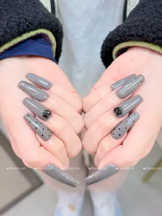 ネイル Gemini nail.Yukiのネイルデザイン