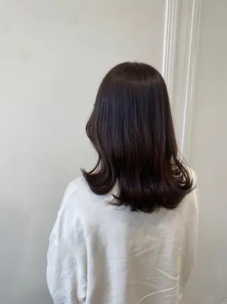 セミロング カラー ヘアアレンジ 💠艶髪うるうる🫧 髪質改善ストレートのヘアスタイル