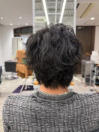 パーマ メンズ 竹山 功起のヘアスタイル