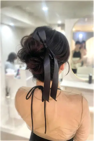 セミロング ヘアアレンジ セットサロンCURE YUKIOKAの眉毛・アイブロウイメージ