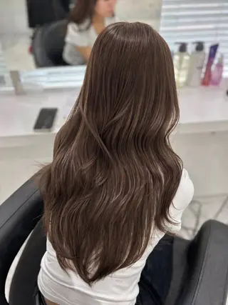 ロング カラー 流行りの透明感カラー ×縮毛矯正🤍ユウのヘアスタイル