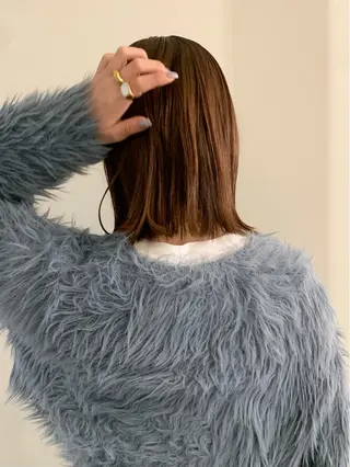 ミディアム カラー 落合希 Olivebeigeのヘアスタイル