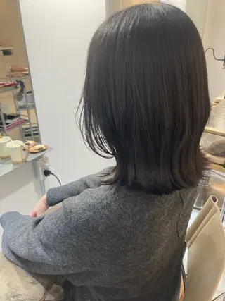 ミディアム ✨色持ちの良い艶 カラー✨蟹江真世のヘアスタイル