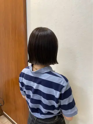 ミディアム 吉田 咲樹のヘアスタイル