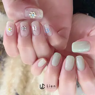 ネイル 山田 真里のネイルデザイン