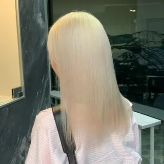 ミディアム カラー れい🫧 ハイトーン特化のヘアスタイル