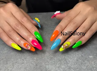 ネイル Nail Salon yのネイルデザイン