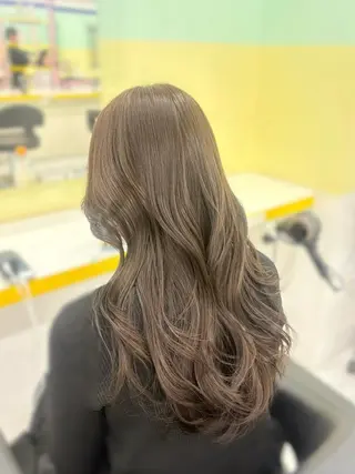 ロング カラー ベージュ×レイヤー 🤎横浜/miu🤎のヘアスタイル