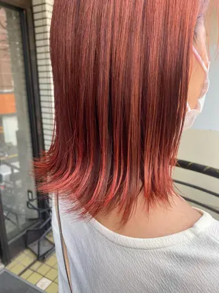 ミディアム カラー 黒木 栞のヘアスタイル