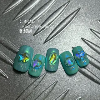 ネイル C BEAUTY／ KAEDEのネイルデザイン