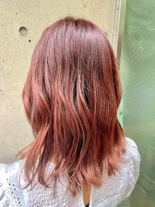 ミディアム カラー deseo 透明色艶カラーツバサのヘアスタイル
