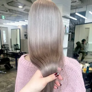 ロング 💖ハイトーン特化 💖nanaのヘアスタイル