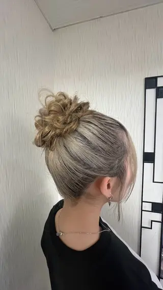 ロング ベルグロー🧡 心斎橋スタッフ🦋のヘアスタイル