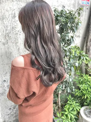 ロング カラー 日高 香織のヘアスタイル