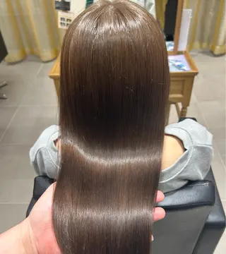 セミロング おおがくみゆ🦙🍊 ⭐️池袋のヘアスタイル