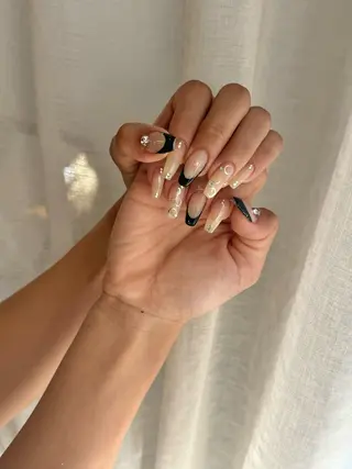 ネイル 土屋 智子のネイルデザイン