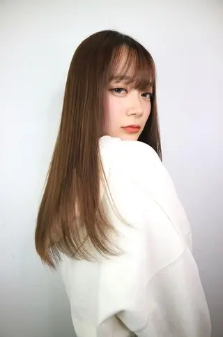 ロング パーマ 赤み消しカラー /透明感カラー 上長のヘアスタイル