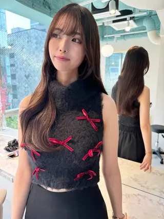 ロング ハイレイヤー/顔周り /レイヤーカットのヘアスタイル