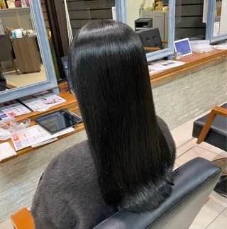 ミディアム カラー 透明感カラー🎀／ 寒色カラー／マツエクのヘアスタイル