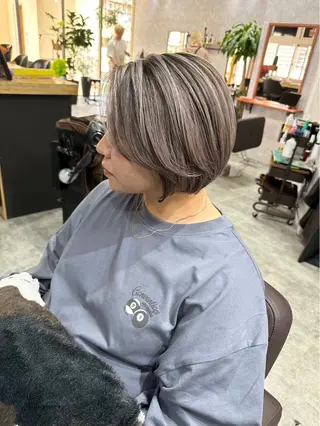 ショート カラー シールドヘアー/那覇 /縮毛矯正/ブリーチのヘアスタイル