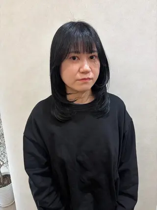 ミディアム stylist 倉本恋のヘアスタイル