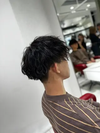 ミディアム メンズ/メンズパーマ 服部太地のヘアスタイル