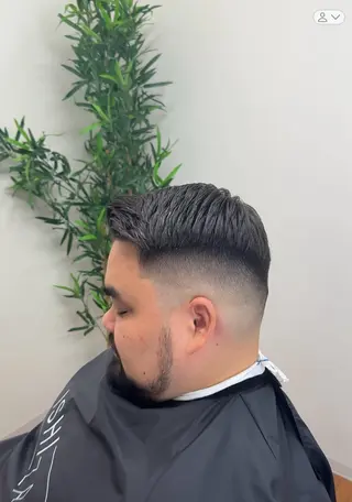 メンズ フルカワ ハルヒのヘアスタイル