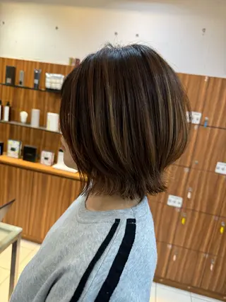 ショート 髪質改善×白髪ぼかし 美容師✂️武澤龍賀のヘアスタイル